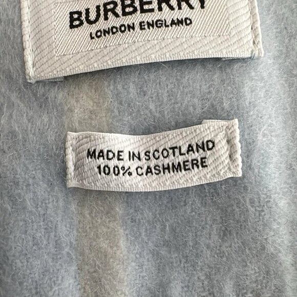 Auth BURBERRY LONDON ENGLAND - Light Blue Beige Multi Cashmere Scarf - Picture 4 of 5